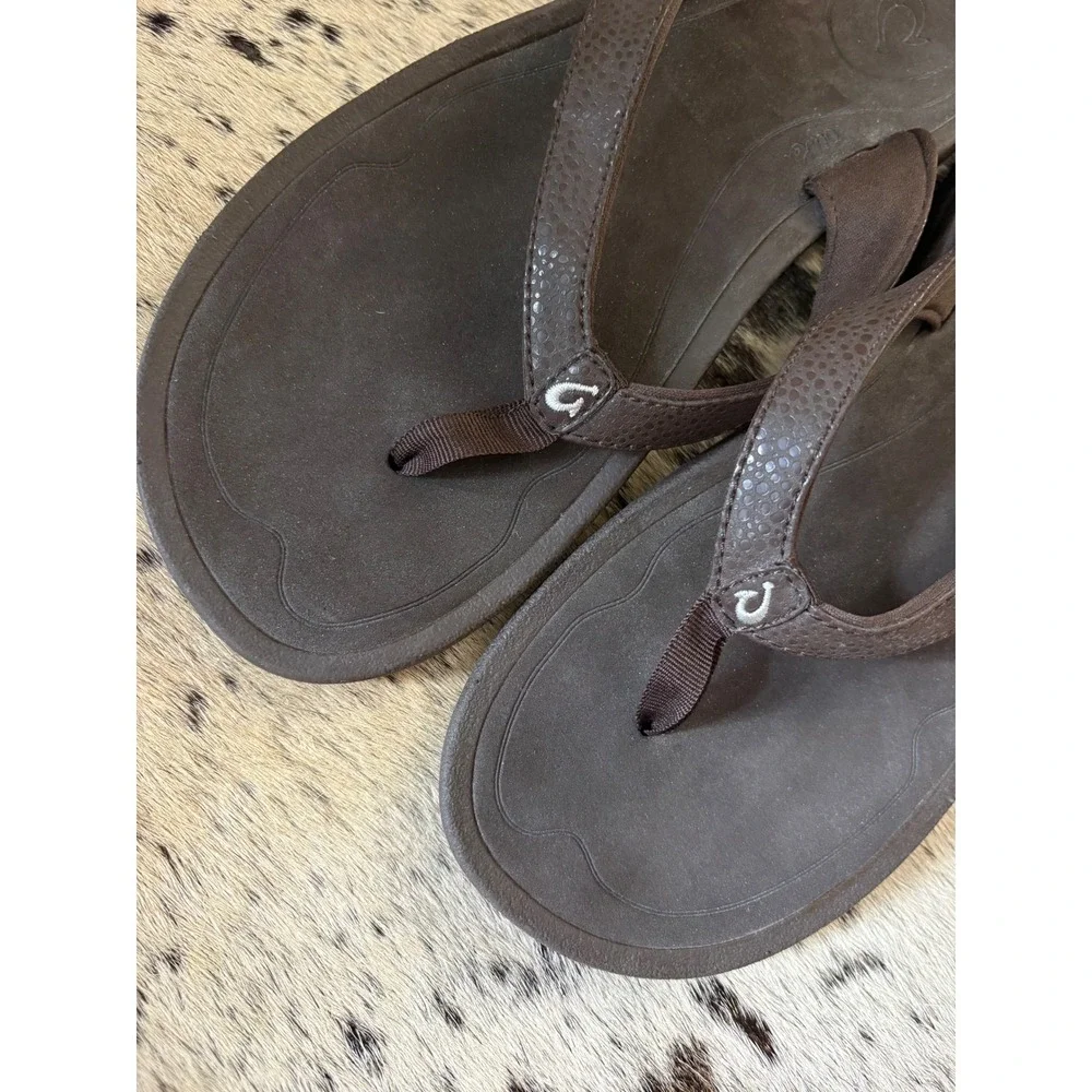 OluKai Kulapa Kai Women's Flip Flop Sandals In Brown Size 9